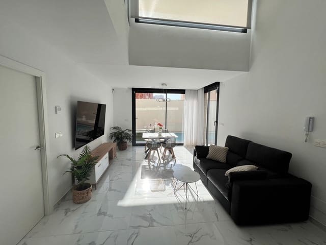 Chalet de 3 habitaciones en Los Montesinos en venta con piscina - 379.000 € (Ref: 8656490)