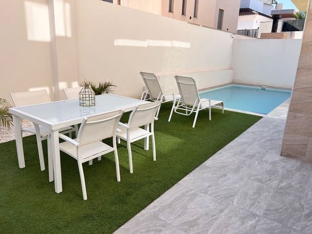 Chalet de 3 habitaciones en Los Montesinos en venta con piscina - 379.000 € (Ref: 8656490)