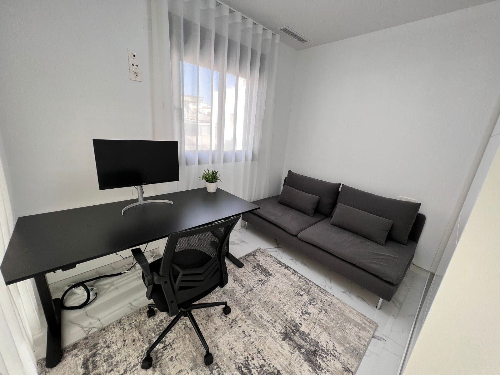 Chalet de 3 habitaciones en Los Montesinos en venta con piscina - 379.000 € (Ref: 8656490)