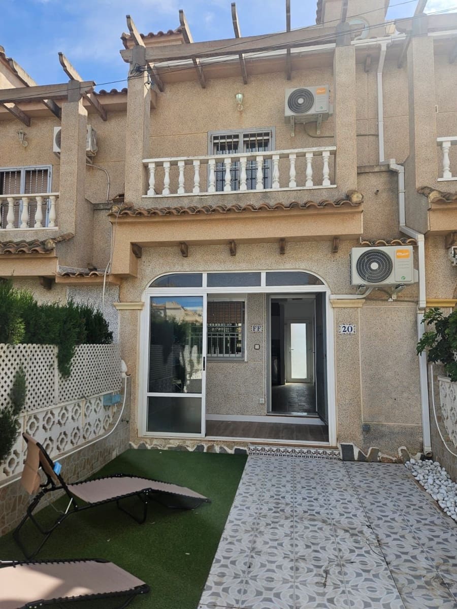 2 slaapkamer Huis te koop in La Mata met zwembad garage - € 199.000 (Ref: 8904585)