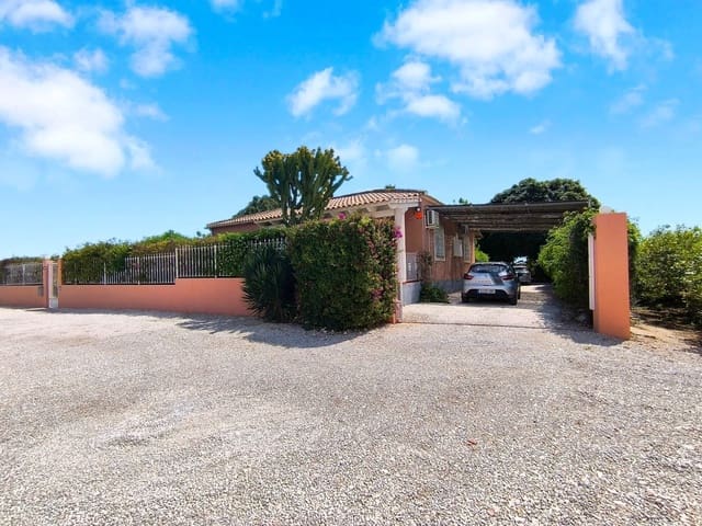 3 bedroom Villa for sale in Molins - Campaneta - San Bartolomé, Orihuela with pool - € 379,950 (Ref: 8952062)