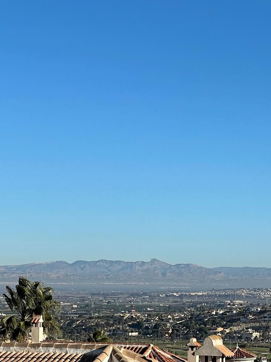 Chalet de 2 habitaciones en Ciudad Quesada en venta con piscina garaje - 340.000 € (Ref: 9006064)