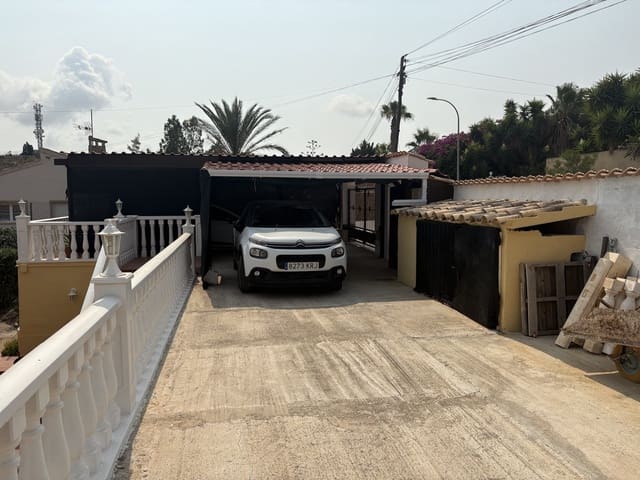 3 bedroom Villa for sale in Algorfa with pool - € 599,995 (Ref: 9184540)