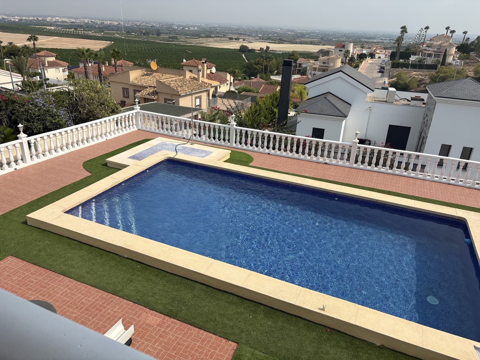 3 bedroom Villa for sale in Algorfa with pool - € 599,995 (Ref: 9184540)