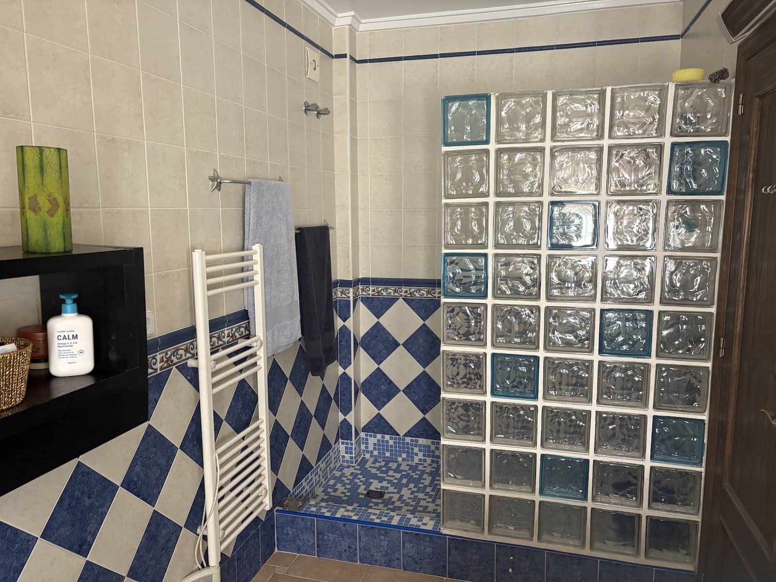 3 bedroom Villa for sale in Algorfa with pool - € 599,995 (Ref: 9184540)