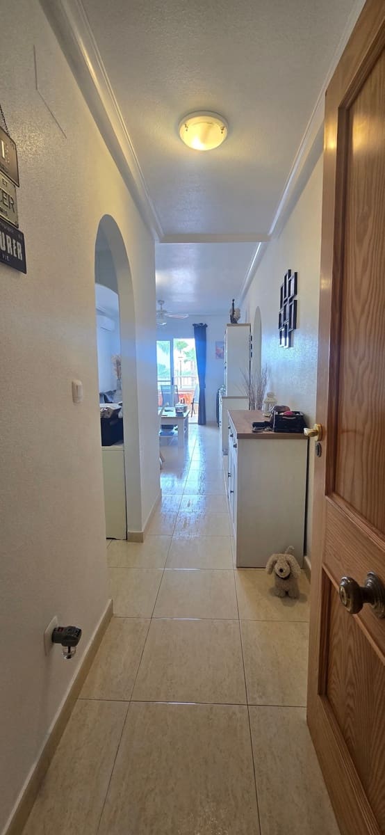 2 bedroom Apartment for sale in Algorfa with pool - € 118,000 (Ref: 9216505)