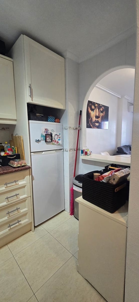 2 bedroom Apartment for sale in Algorfa with pool - € 118,000 (Ref: 9216505)