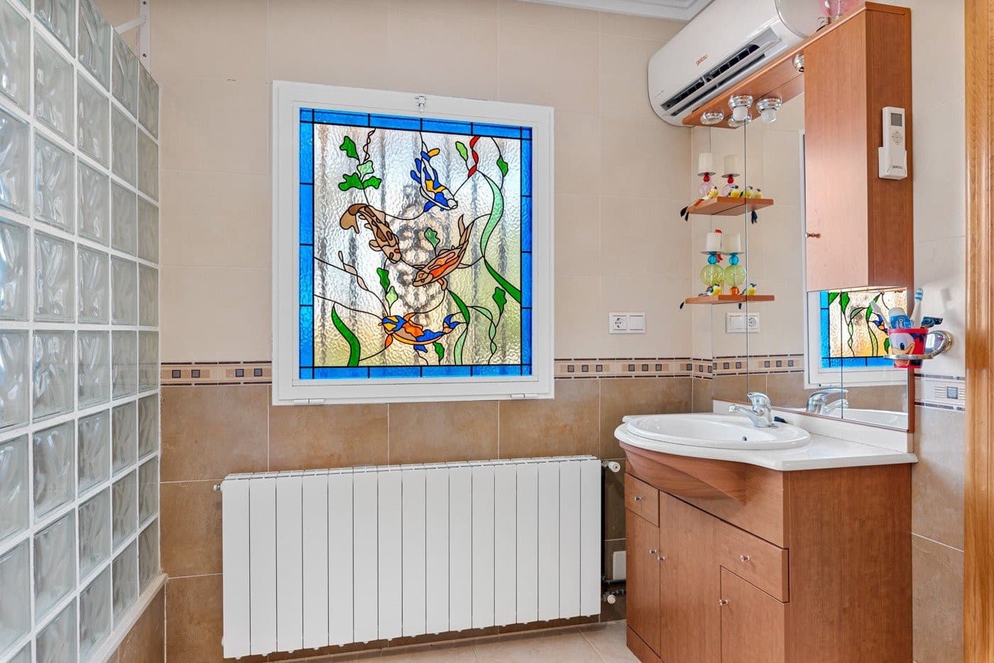 4 soveværelse Villa til salg i Jacarilla med swimmingpool - € 350.000 (Ref: 9235833)