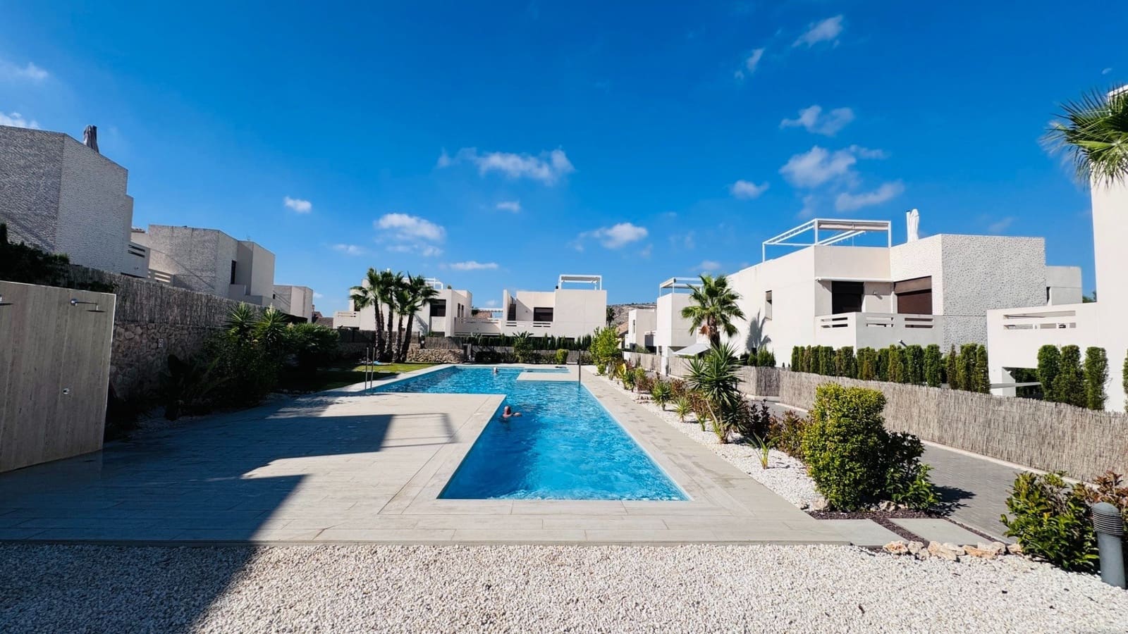 2 bedroom Apartment for sale in Algorfa with pool - € 259,990 (Ref: 9235834)
