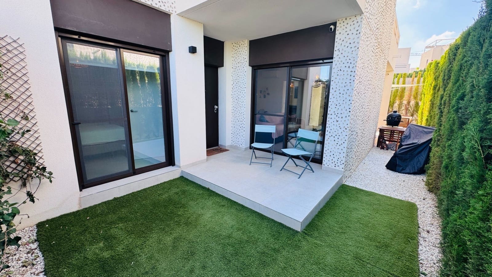 2 bedroom Apartment for sale in Algorfa with pool - € 259,990 (Ref: 9235834)