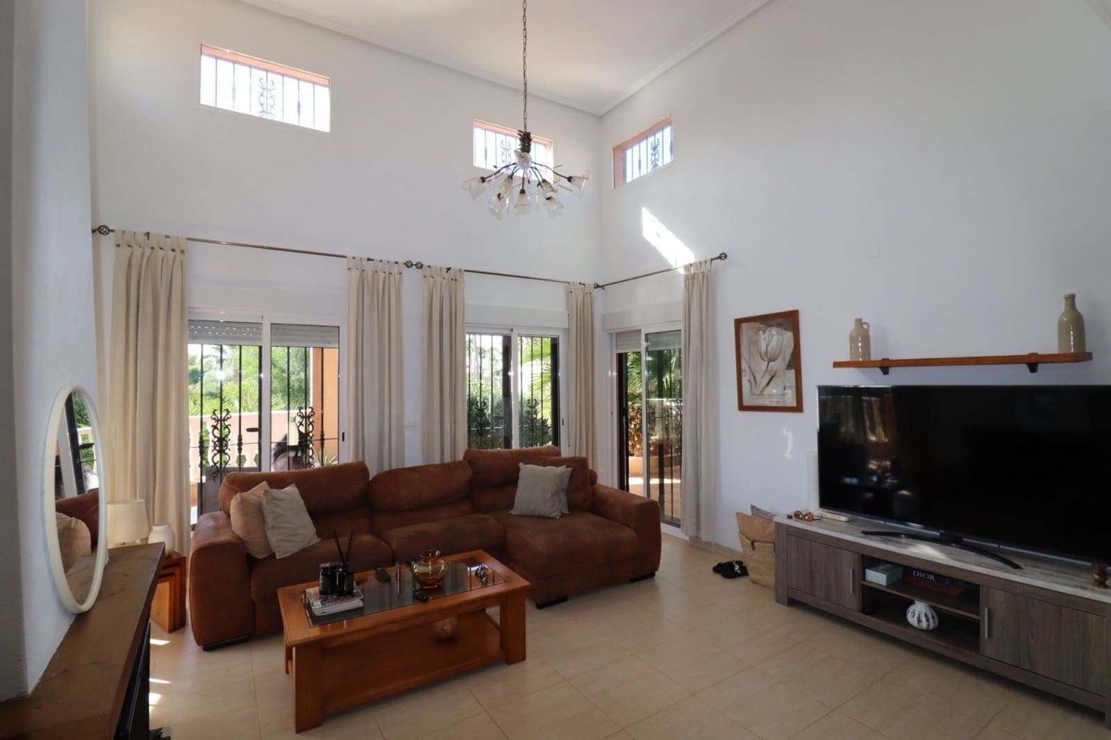 4 soverom Villa til salgs i Catral med svømmebasseng garasje - € 459 000 (Ref: 9249487)