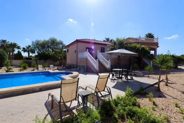 4 soverom Villa til salgs i Catral med svømmebasseng garasje - € 459 000 (Ref: 9249487)