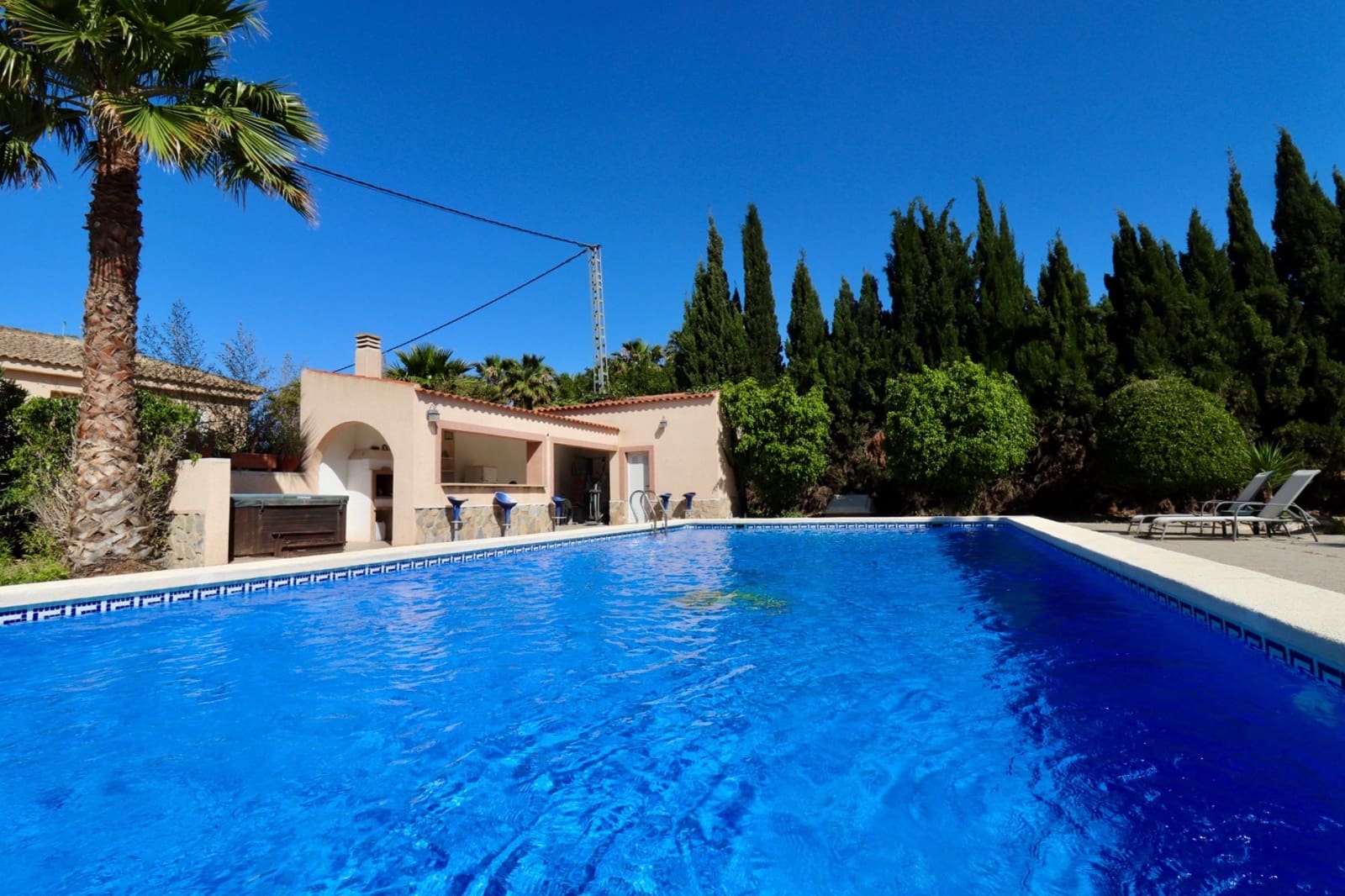 4 soverom Villa til salgs i Catral med svømmebasseng garasje - € 459 000 (Ref: 9249487)