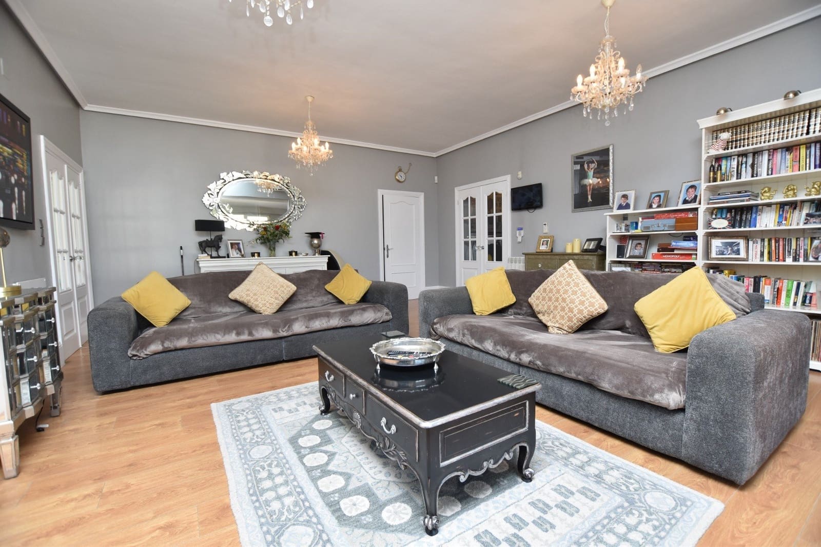 6 makuuhuone Huvila myytävänä paikassa Heredades mukana uima-altaan - 650 000 € (Ref: 9255540)