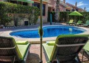 3 sypialnia Willa na sprzedaż w Algorfa z basenem garażem - 395 000 € (Ref: 9261865)