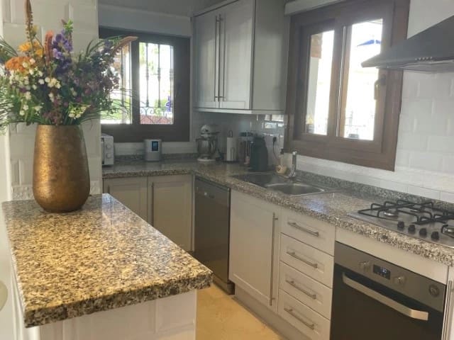 4 camera da letto Villa in vendita in Algorfa con piscina garage - 369.900 € (Rif: 9282633)