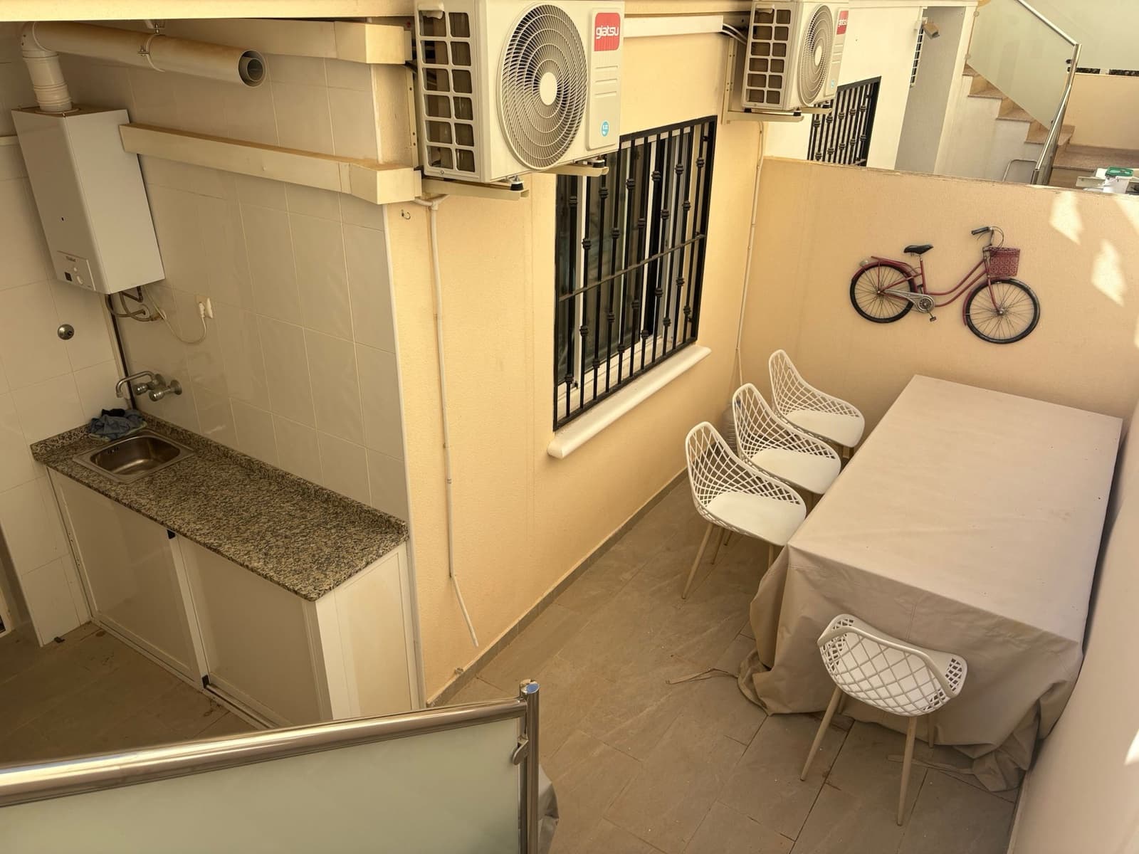 2 chambre Bungalow à vendre à Algorfa avec piscine garage - 150 000 € (Ref: 9308050)