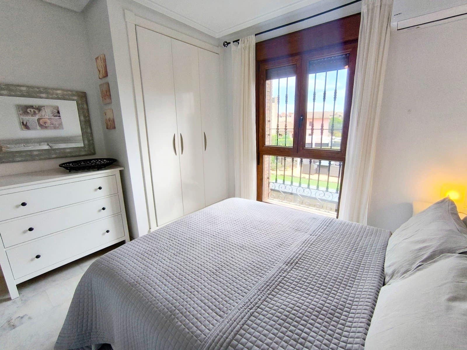 2 makuuhuone Bungalow myytävänä paikassa Algorfa mukana uima-altaan 
autotalli - 219 950 € (Ref: 9309193)