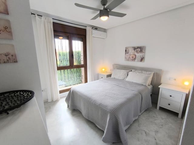 2 soveværelse Bungalow til salg i Algorfa med swimmingpool garage - € 219.950 (Ref: 9309193)