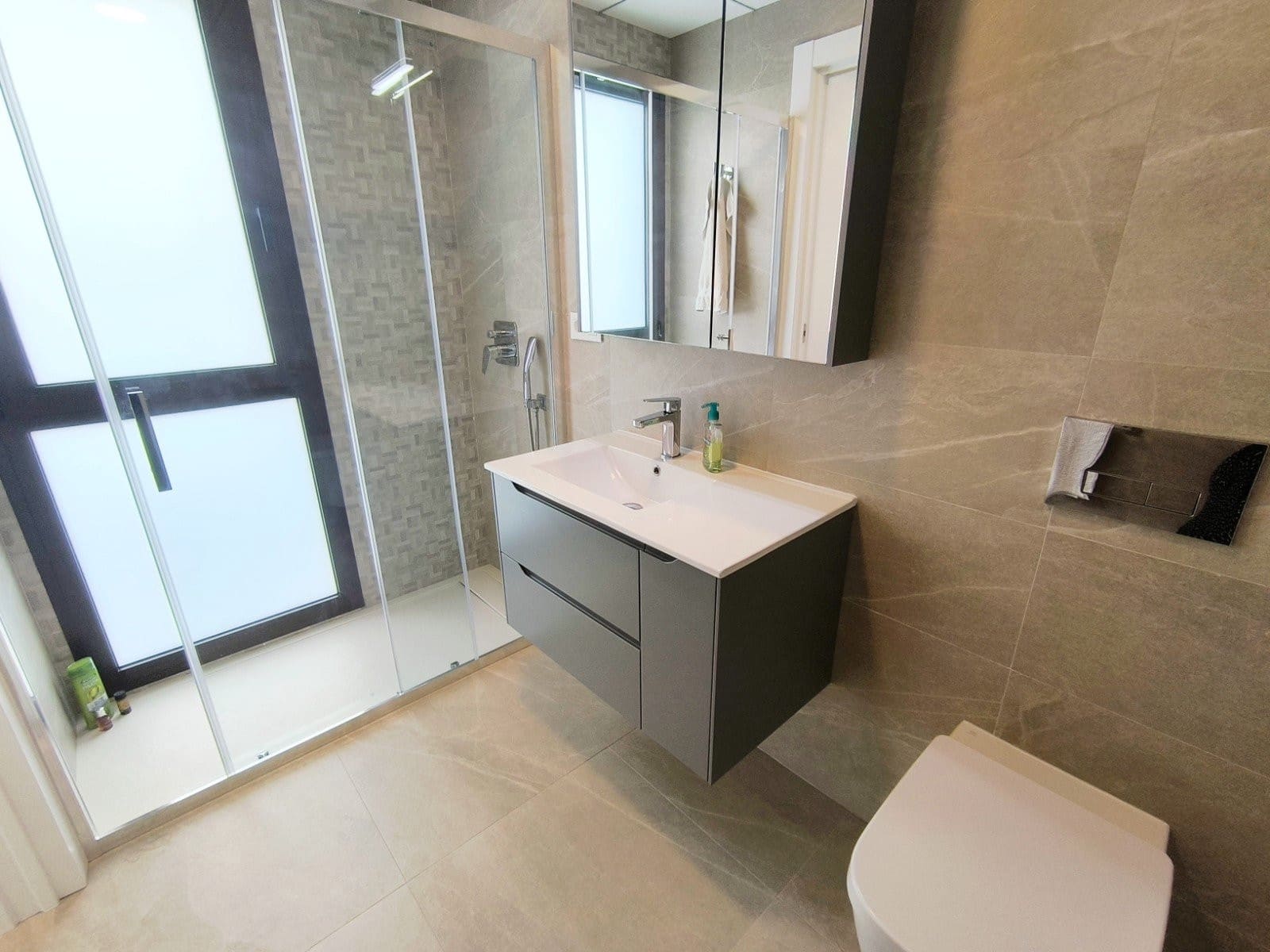 3 quarto Moradia Geminada para venda em Algorfa com piscina garagem - 485 000 € (Ref: 9379330)