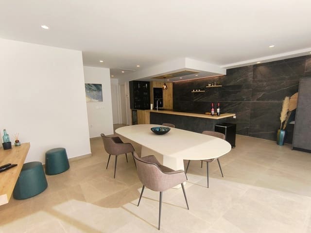 3 soverom Kjedet enebolig til salgs i Algorfa med svømmebasseng garasje - € 460 000 (Ref: 9379330)