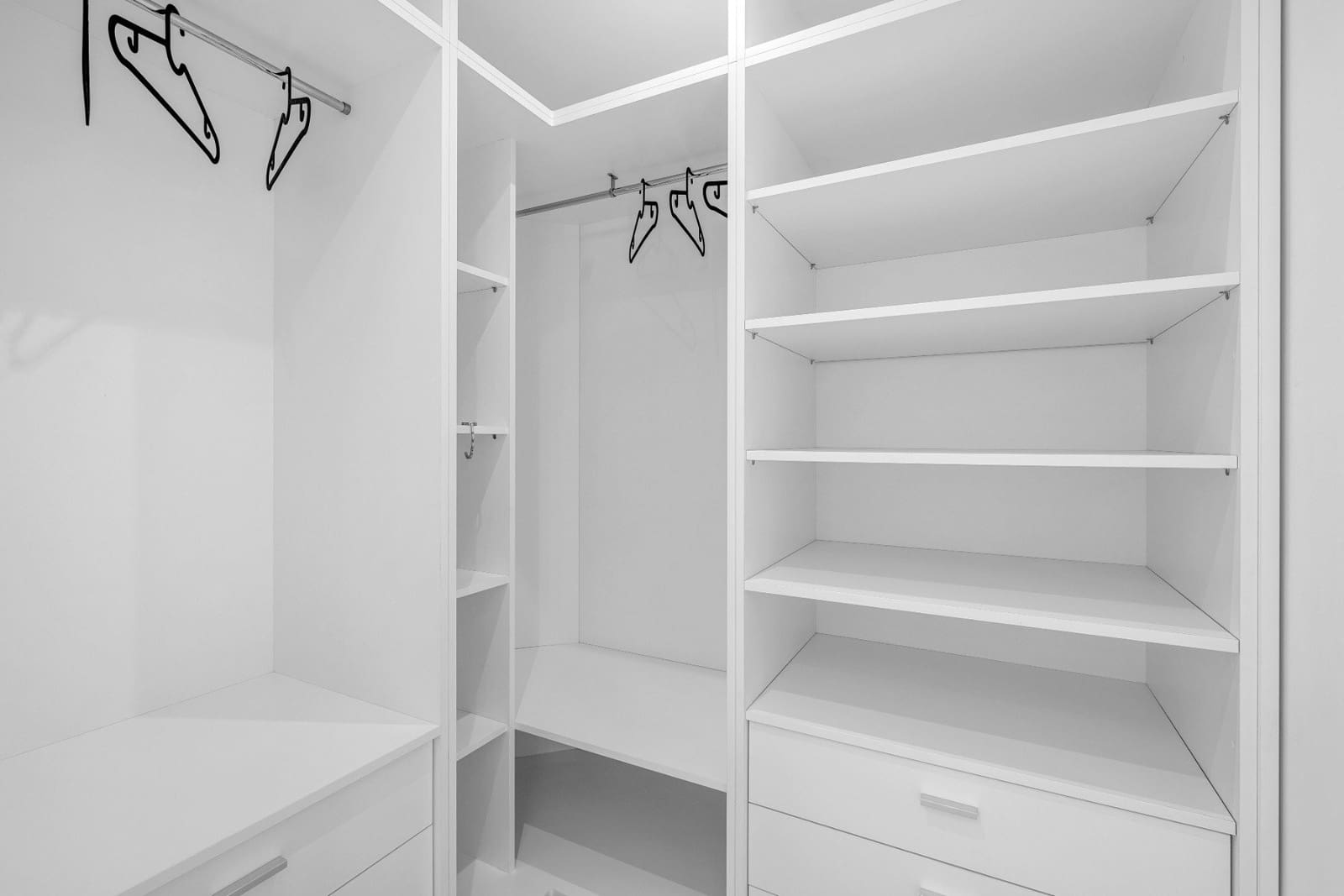 4 makuuhuone Huvila myytävänä paikassa Los Alcazares mukana uima-altaan 
autotalli - 649 000 € (Ref: 9383873)