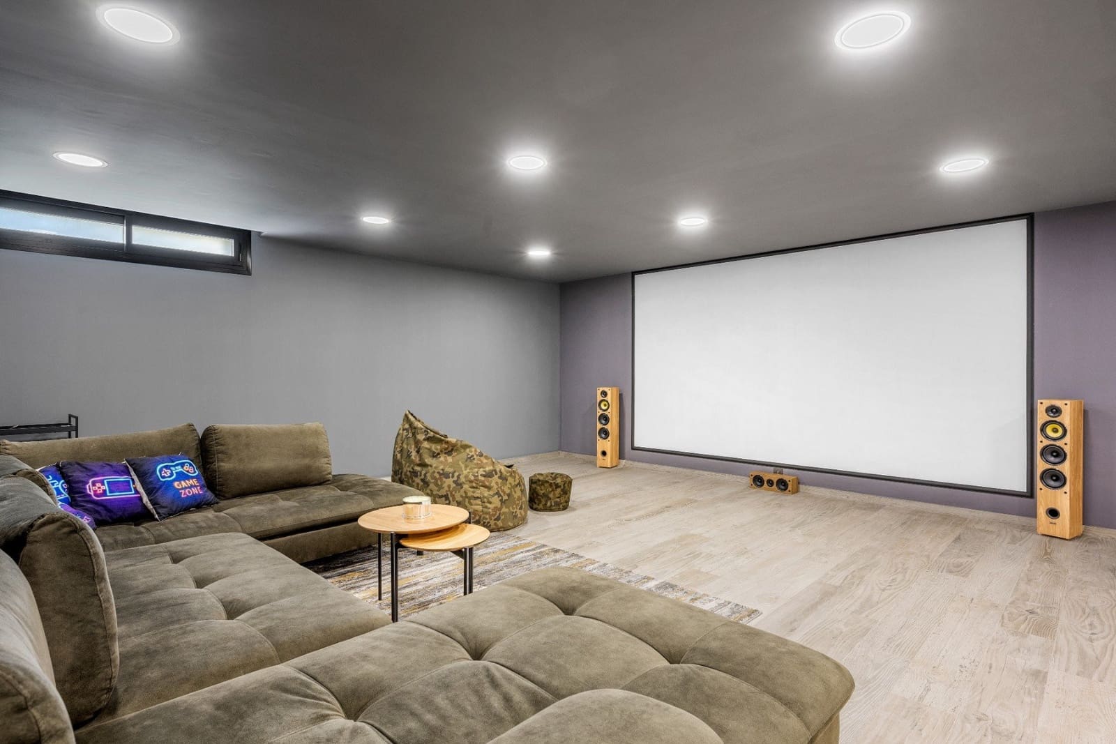 4 makuuhuone Huvila myytävänä paikassa Los Alcazares mukana uima-altaan 
autotalli - 649 000 € (Ref: 9383873)