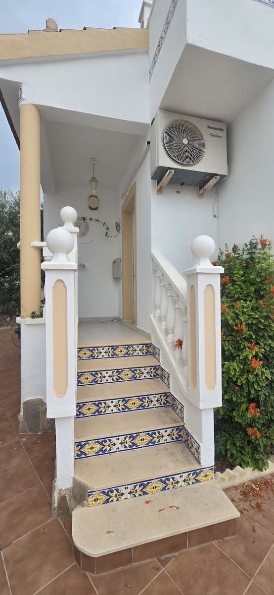 2 bedroom Bungalow for sale in Algorfa with pool - € 190,000 (Ref: 9388100)