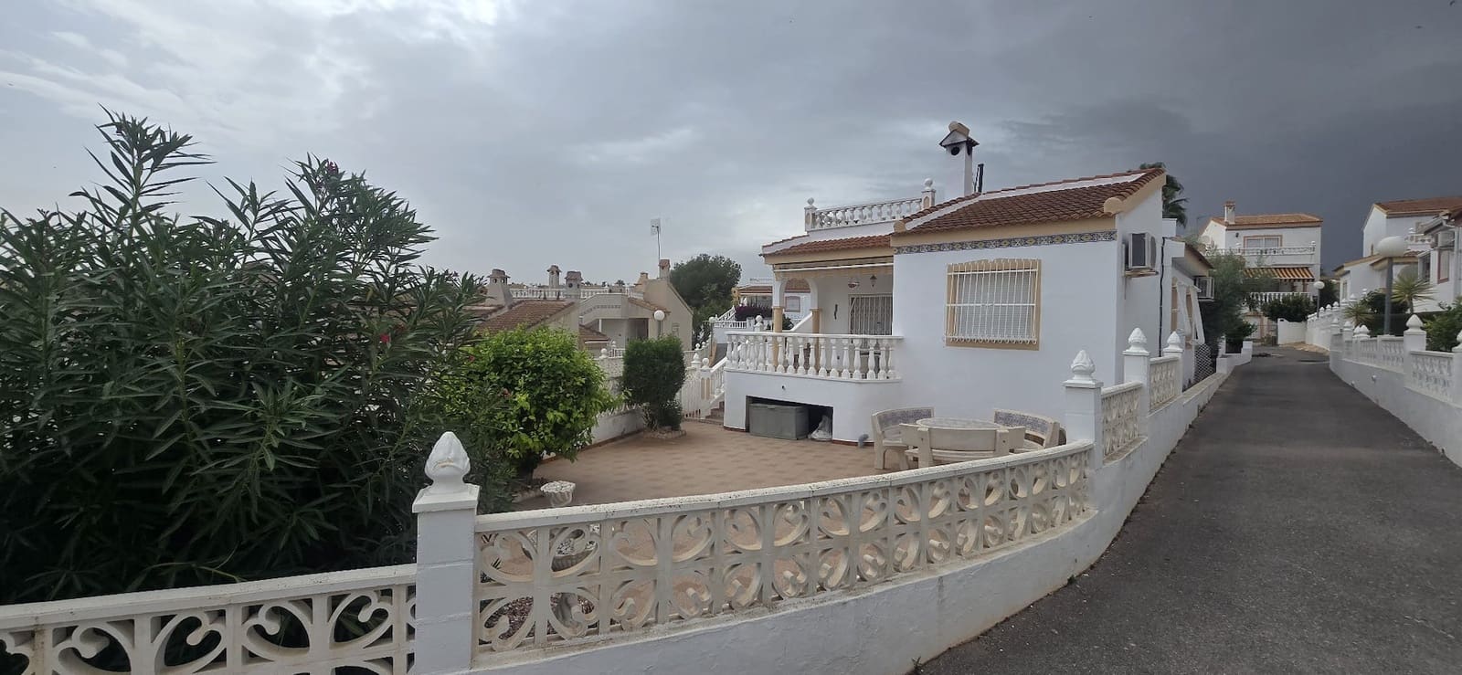 2 bedroom Bungalow for sale in Algorfa with pool - € 190,000 (Ref: 9388100)