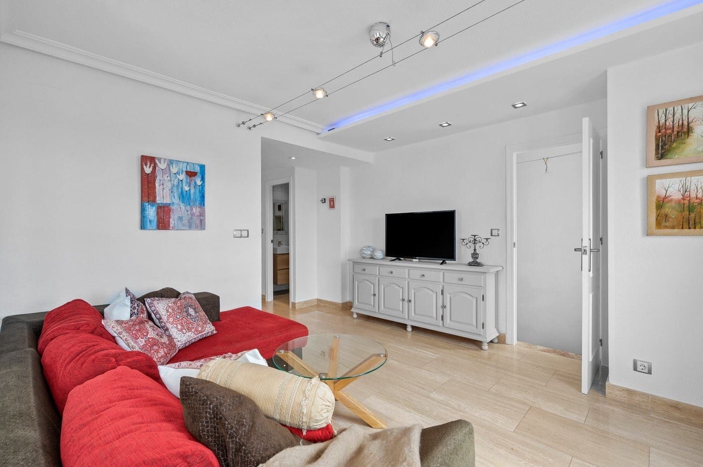 3 bedroom Apartment for sale in Punta Prima with pool - € 269,000 (Ref: 9399975)