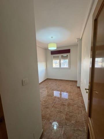 3 makuuhuone Huoneisto myytävänä paikassa Jacarilla mukana 
autotalli - 122 000 € (Ref: 9400058)