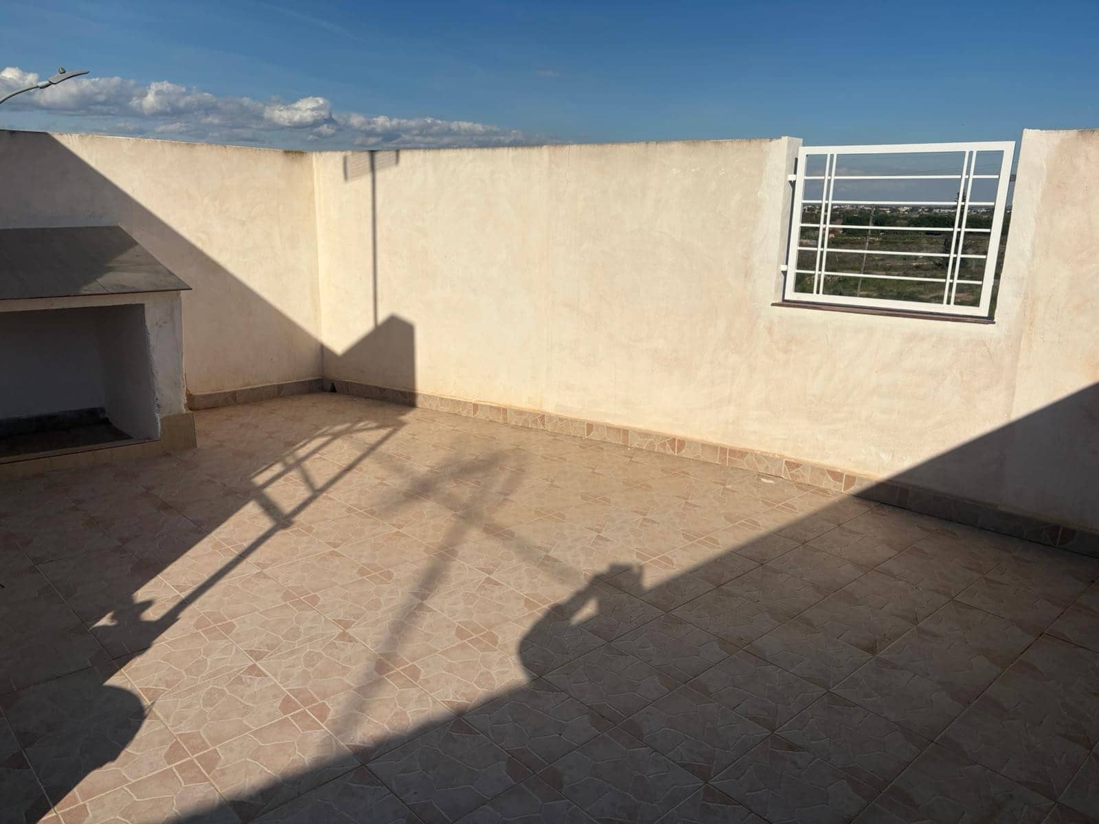 5 bedroom Townhouse for sale in Algorfa with garage - € 225,000 (Ref: 9400156)