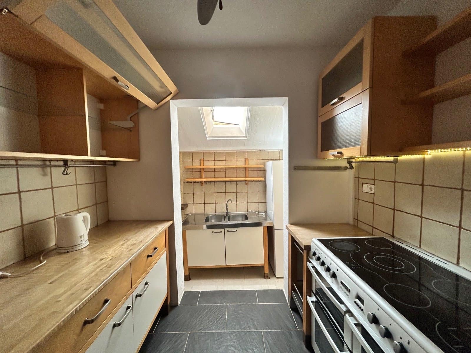 2 makuuhuone Omakotitalo myytävänä paikassa Torrevieja mukana uima-altaan - 149 999 € (Ref: 9450878)