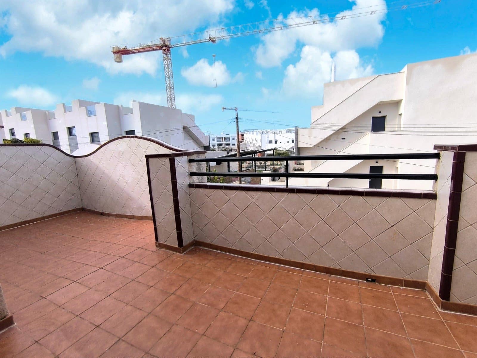 3 soverom Hus til salgs i Torrevieja med svømmebasseng - € 149 000 (Ref: 9486855)