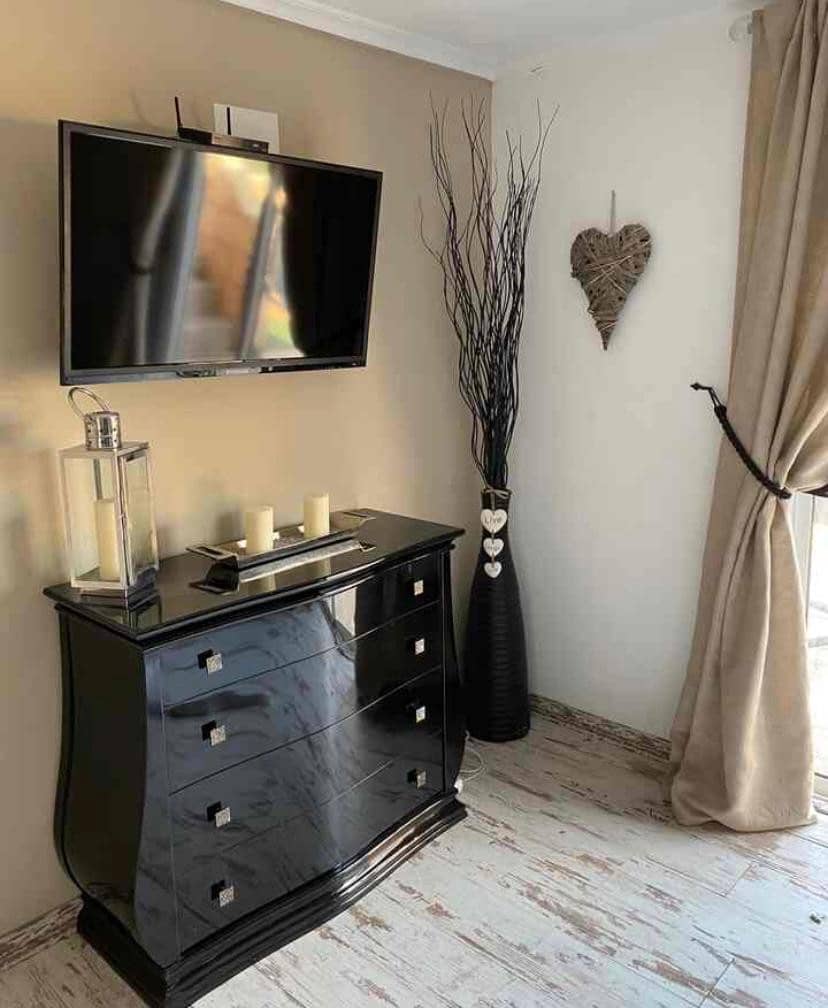 5 makuuhuone Huvila myytävänä paikassa Albatera mukana uima-altaan - 399 950 € (Ref: 9487148)