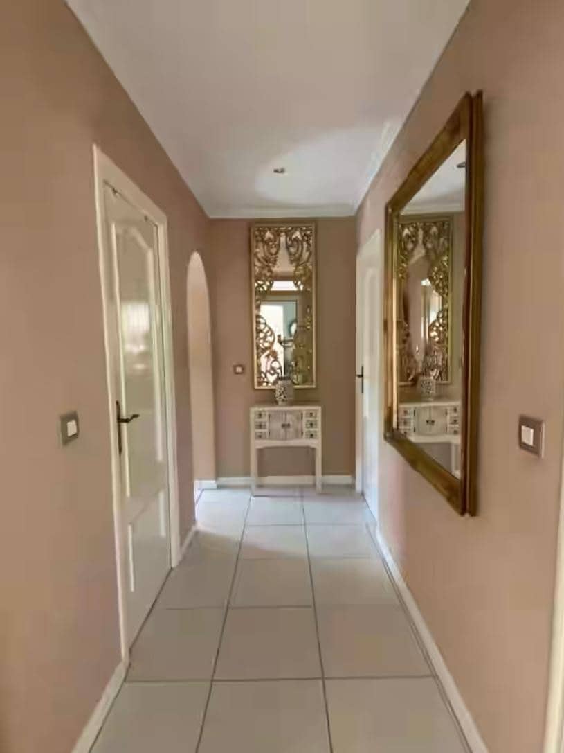 5 makuuhuone Huvila myytävänä paikassa Albatera mukana uima-altaan - 399 950 € (Ref: 9487148)