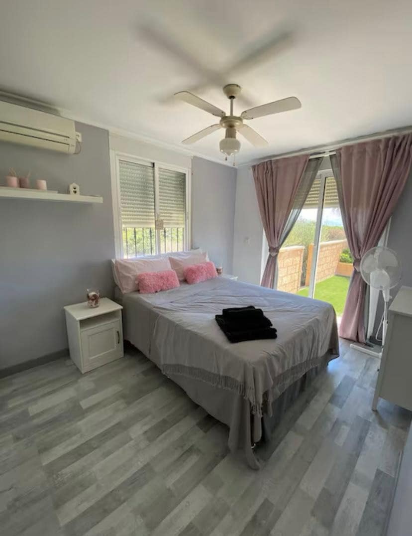 5 makuuhuone Huvila myytävänä paikassa Albatera mukana uima-altaan - 399 950 € (Ref: 9487148)