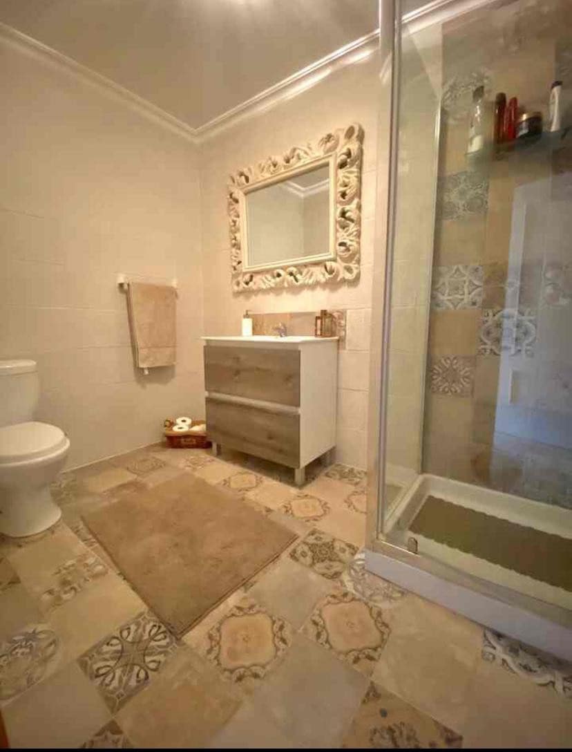 5 makuuhuone Huvila myytävänä paikassa Albatera mukana uima-altaan - 399 950 € (Ref: 9487148)