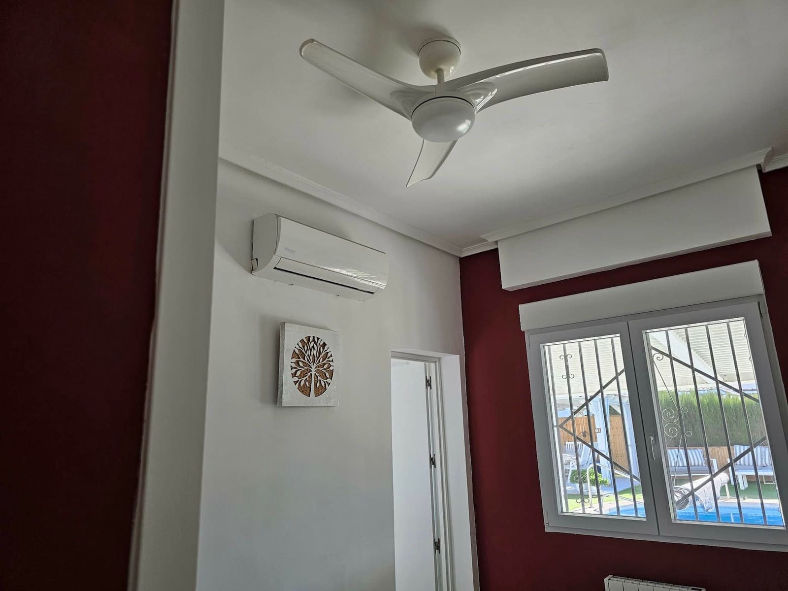 4 bedroom Villa for sale in La Marina with pool garage - € 520,000 (Ref: 9489794)