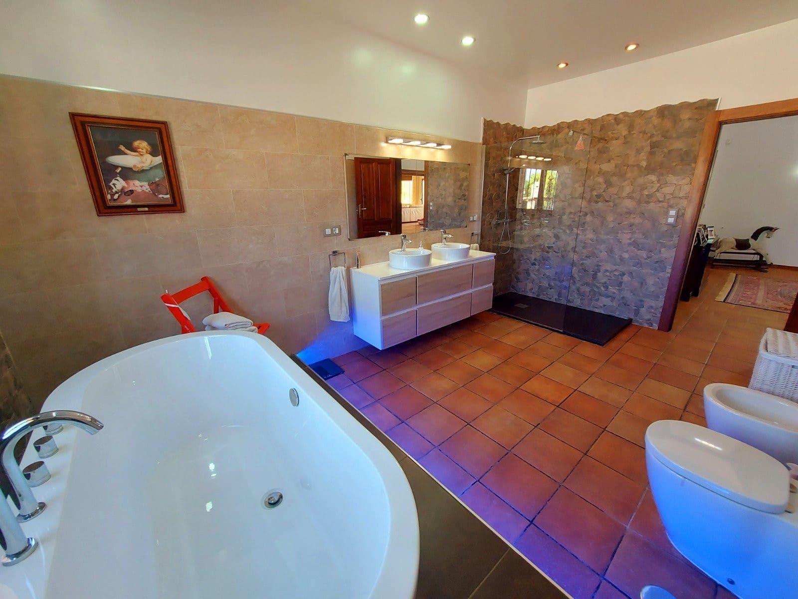 4 bedroom Villa for sale in Bigastro with pool garage - € 595,000 (Ref: 9503090)