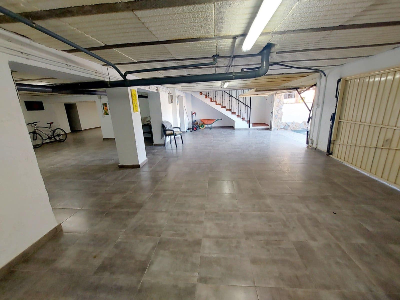 4 bedroom Villa for sale in Bigastro with pool garage - € 595,000 (Ref: 9503090)