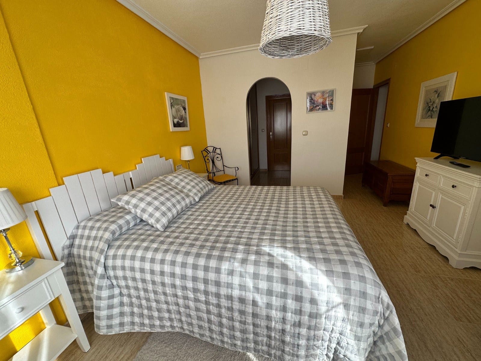 3 slaapkamer Huis te koop in Bigastro met garage - € 165.000 (Ref: 9544060)