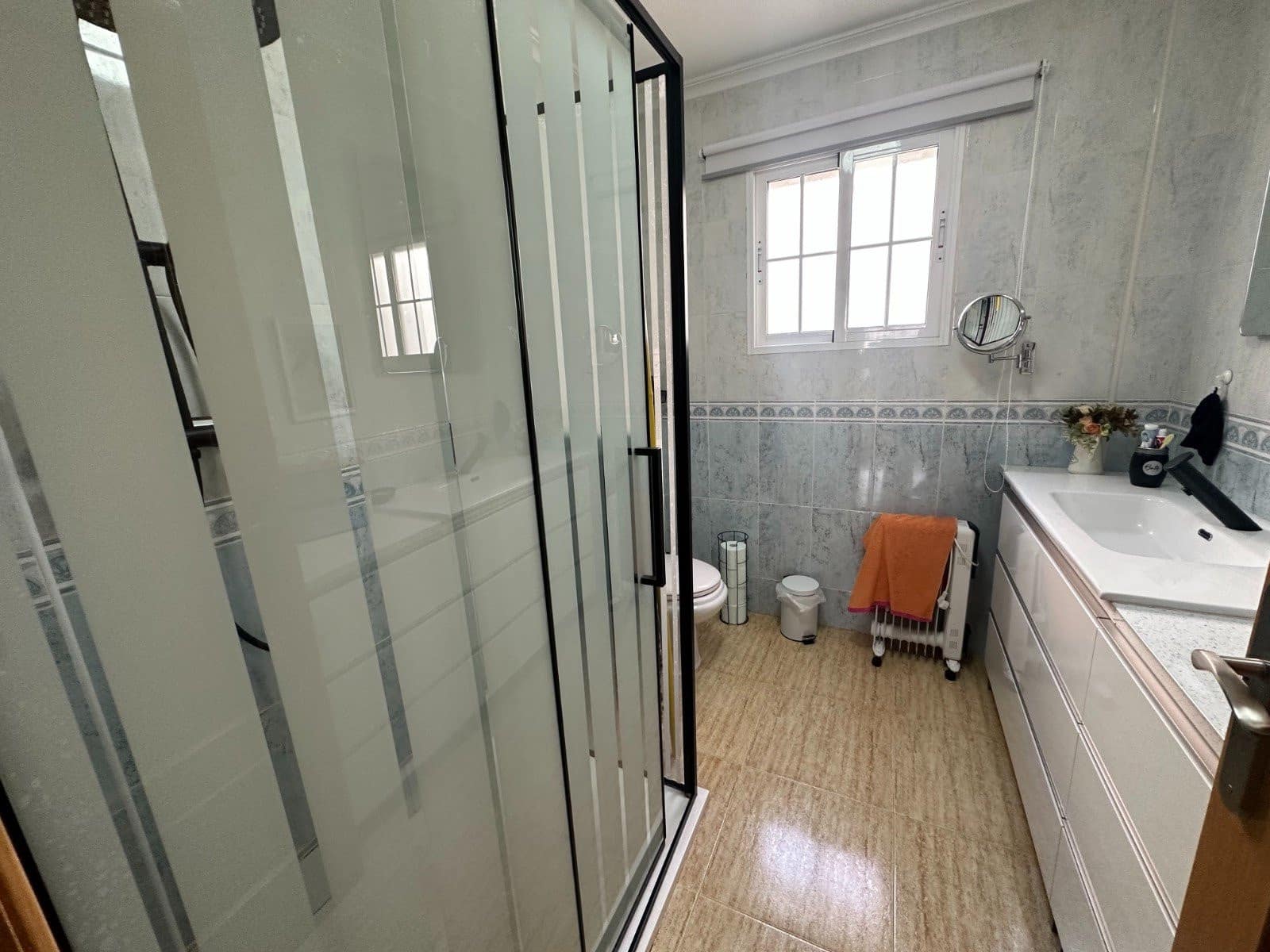 3 slaapkamer Huis te koop in Bigastro met garage - € 165.000 (Ref: 9544060)