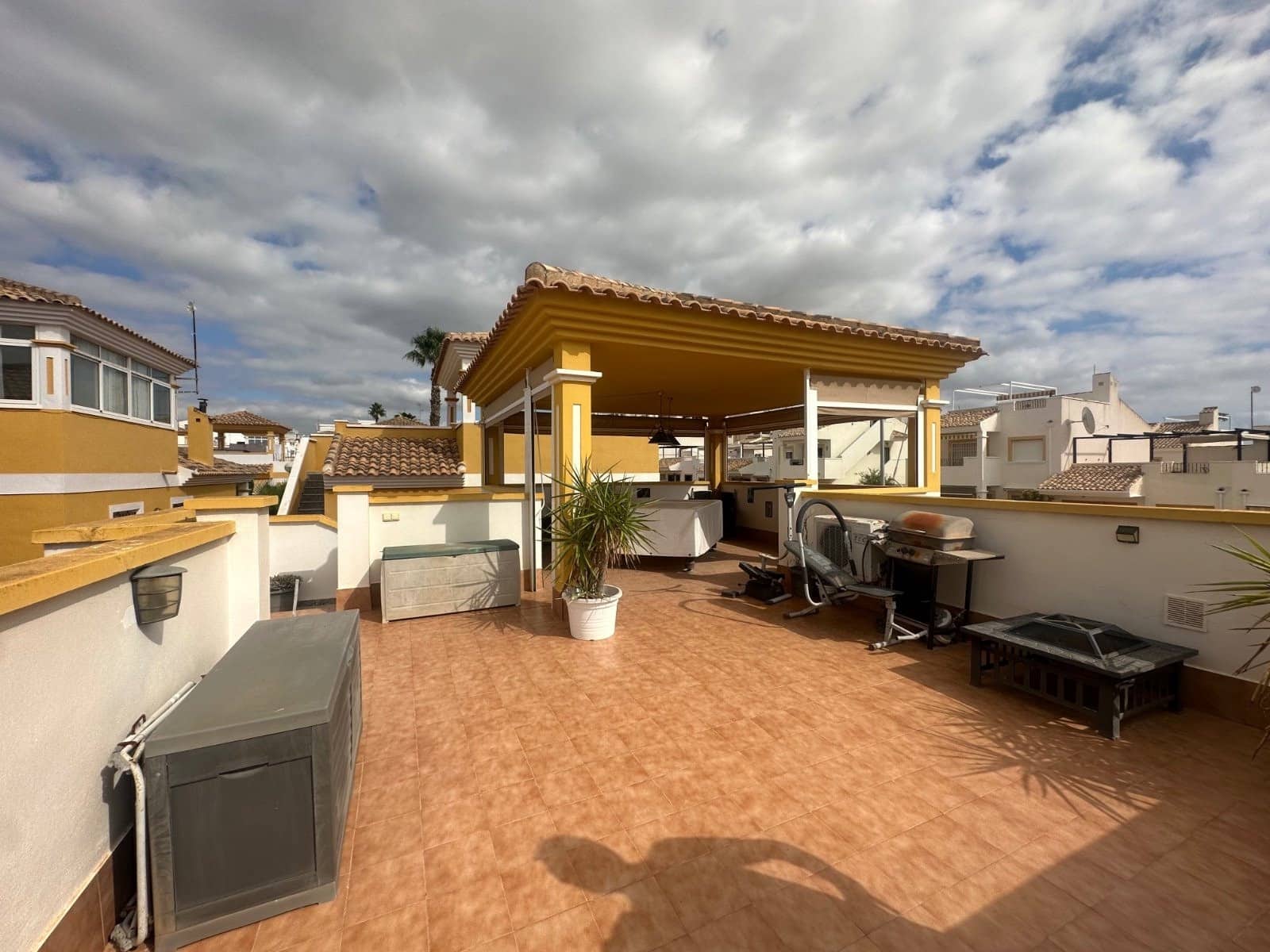 2 chambre Villa/Maison à vendre à Orihuela avec piscine - 270 000 € (Ref: 9587974)