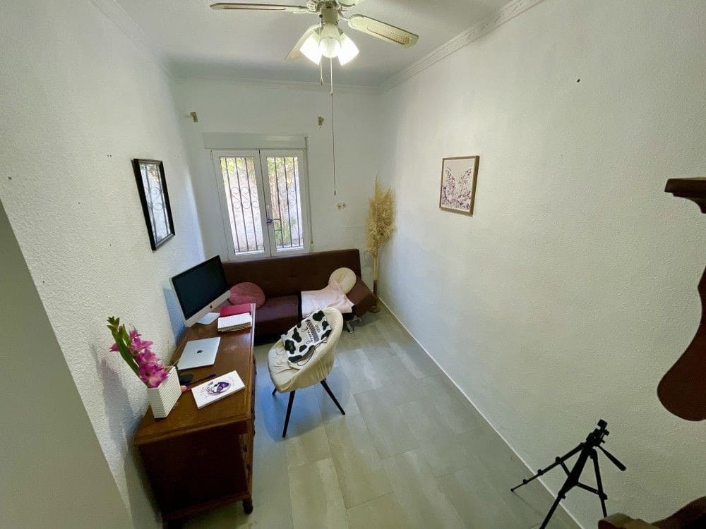 4 sypialnia Willa na sprzedaż w Ciudad Quesada z basenem garażem - 471 500 € (Ref: 9597146)