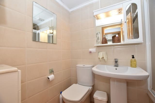 Apartamento de 2 habitaciones en Algorfa en venta con piscina garaje - 139.995 € (Ref: 9612026)