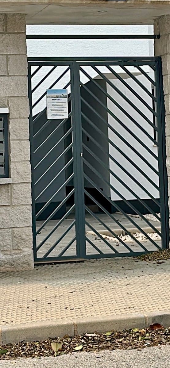 3 soveværelse Lejlighed til salg i Guardamar del Segura med swimmingpool garage - € 269.500 (Ref: 9619667)