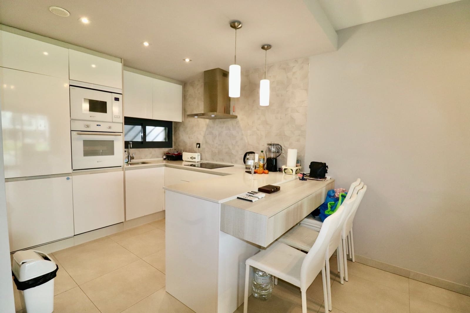 3 soveværelse Lejlighed til salg i Guardamar del Segura med swimmingpool garage - € 269.500 (Ref: 9619667)