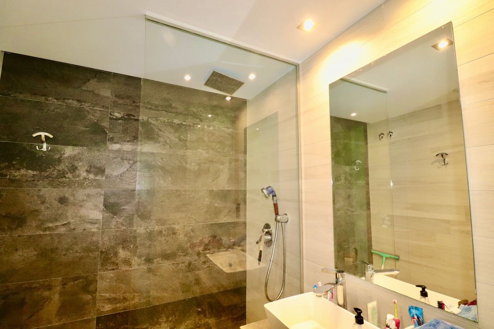 3 soveværelse Lejlighed til salg i Guardamar del Segura med swimmingpool garage - € 269.500 (Ref: 9619667)