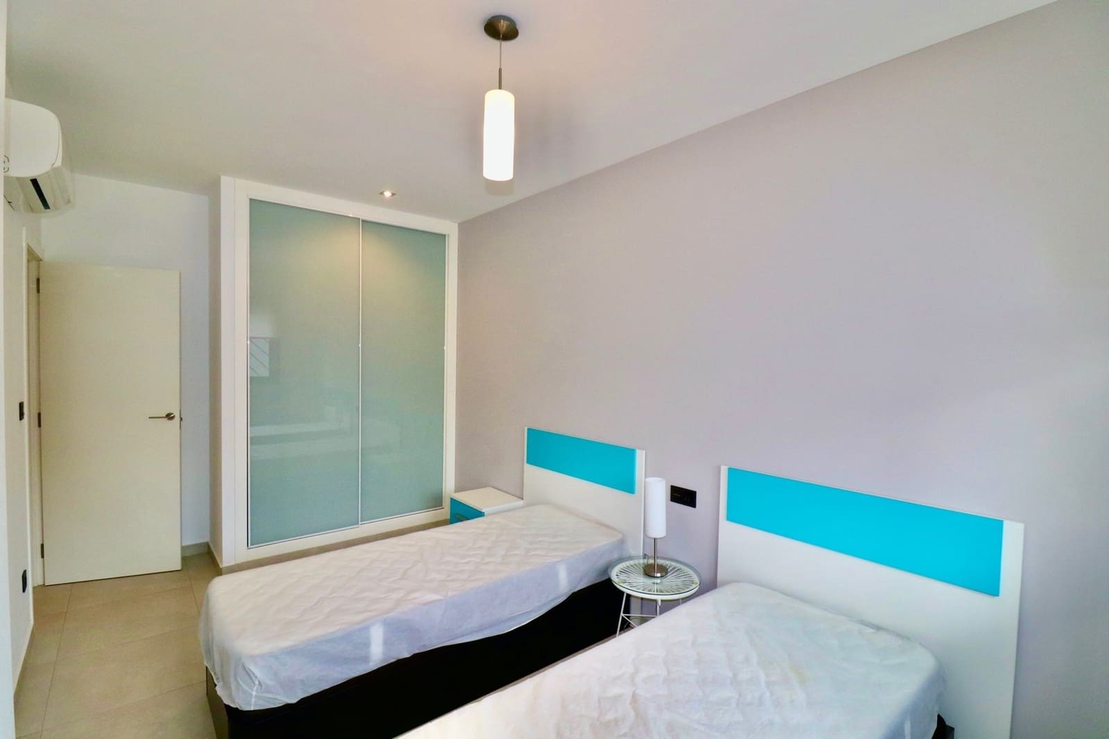 3 soveværelse Lejlighed til salg i Guardamar del Segura med swimmingpool garage - € 269.500 (Ref: 9619667)